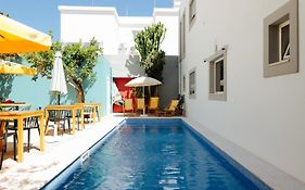 Ptm Downtown Hostel&Suites